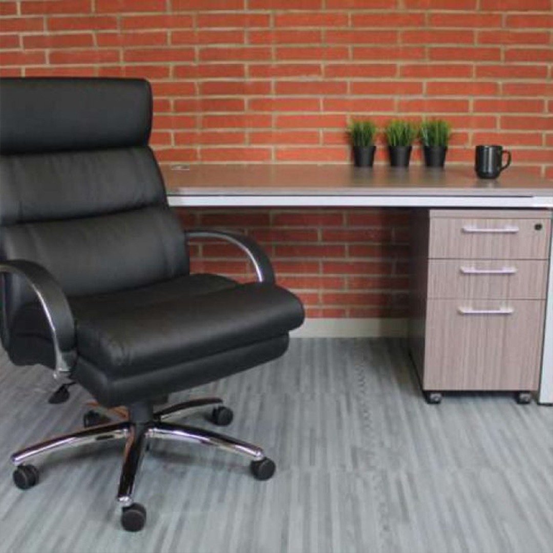 Boss Heavy Duty Plush Padded Executive Chair - Image 3